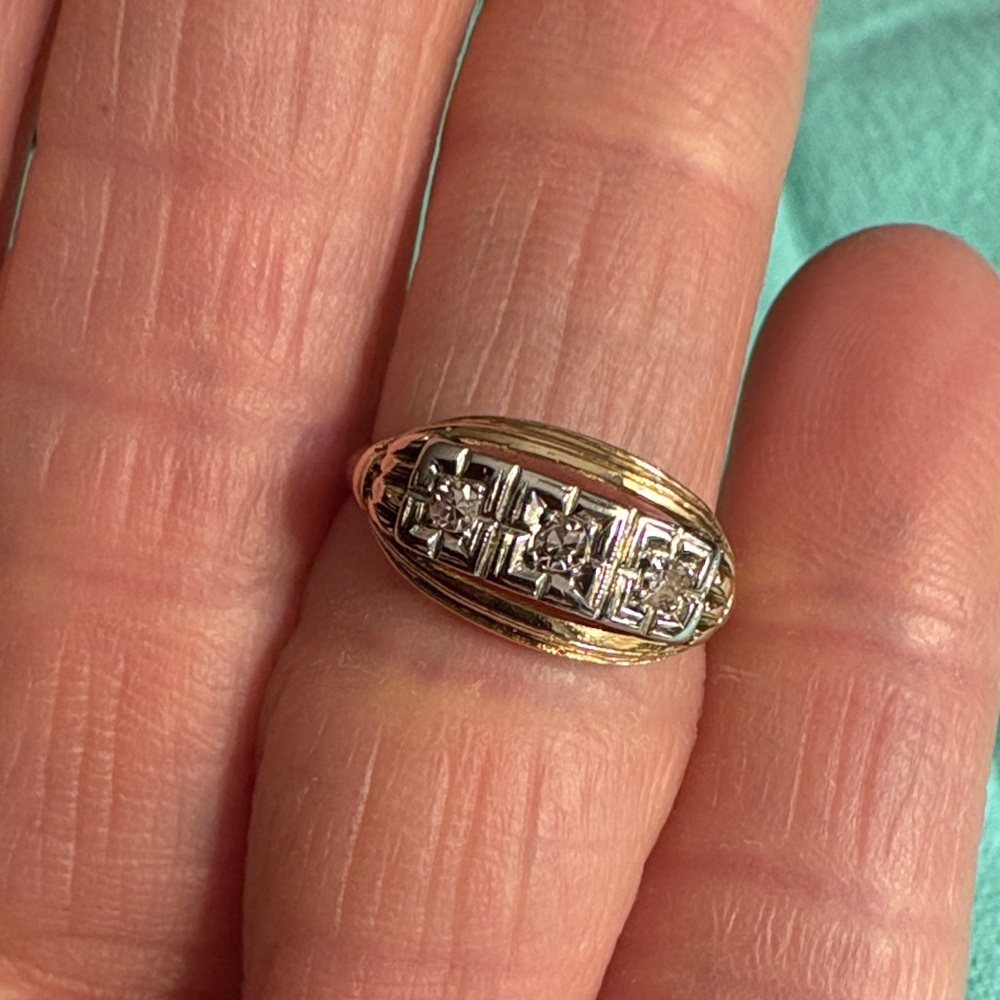 Vintage Diamond 14K Gold Ring